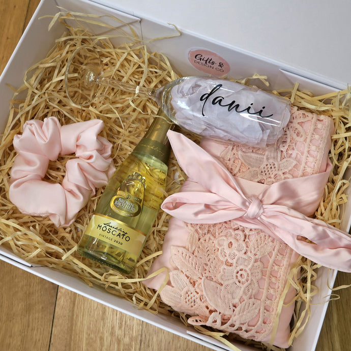 THE I DO CREW BRIDESMAID PROPOSAL GIFT BOX - Gifts & Design Co