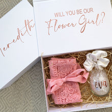 Load image into Gallery viewer, FLOWER GIRL PROPOSAL BOX - Gifts &amp; Design Co
